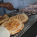 فندق Urga Butik & Restaurant *