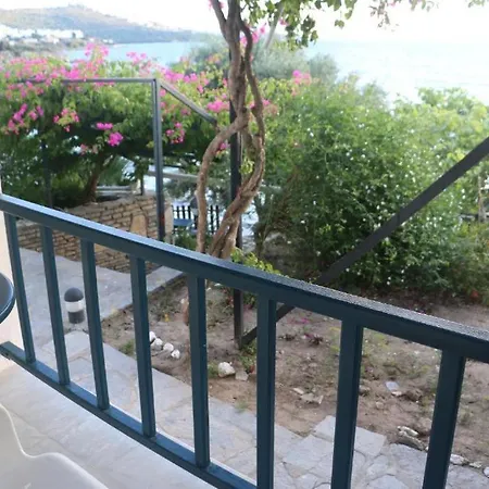 Urga Butik & Restaurant