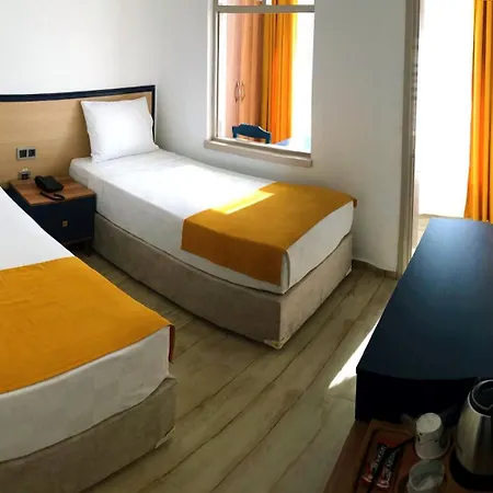 Urga Butik & Restaurant *