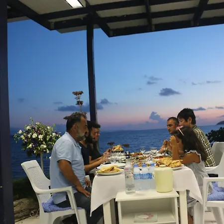 ホテル Urga Butik & Restaurant