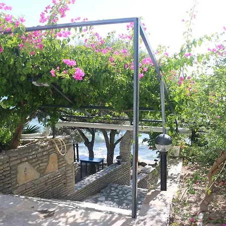 ホテル Urga Butik & Restaurant