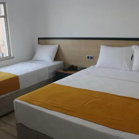 فندق Urga Butik & Restaurant *