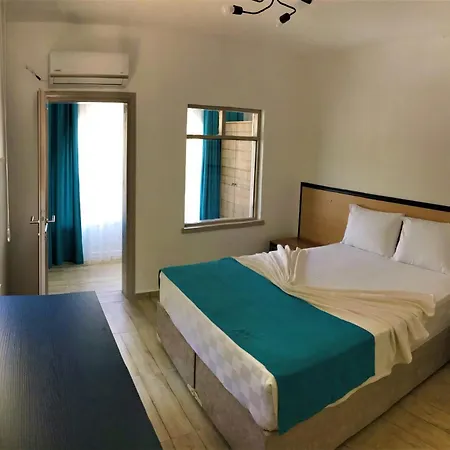 Urga Butik & Restaurant Hotel *