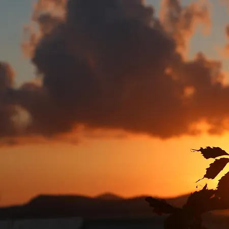 فندق Urga Butik & Restaurant *