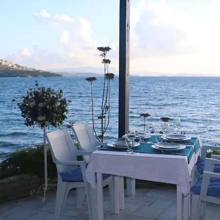 ホテル Urga Butik & Restaurant Gulluk