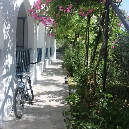 فندق Urga Butik & Restaurant