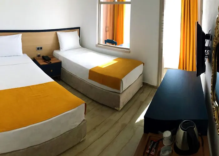 Urga Butik & Restaurant *