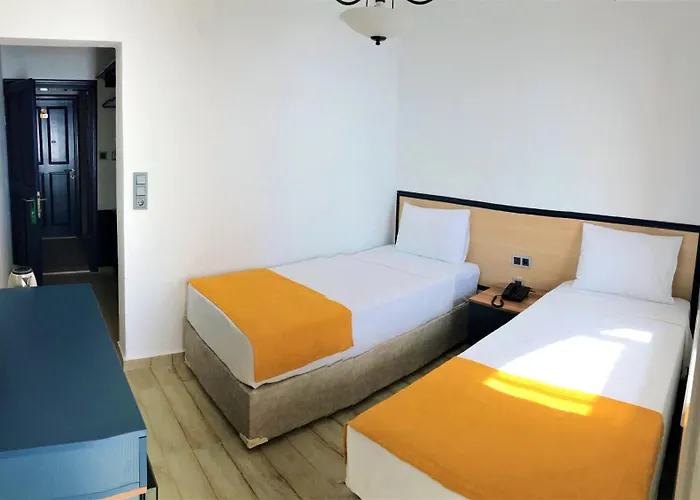 Urga Butik & Restaurant * Gulluk