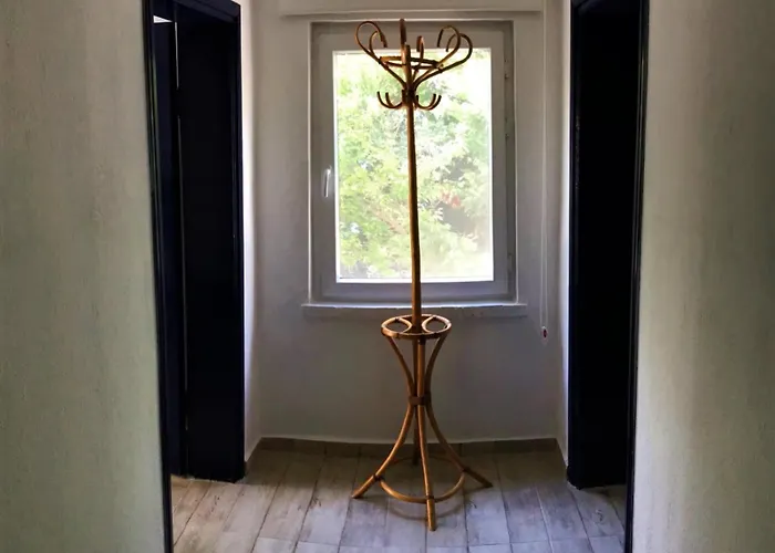 Urga Butik & Restaurant Hotel *