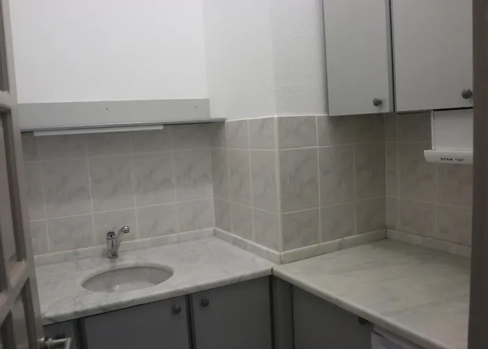 Urga Butik & Restaurant *